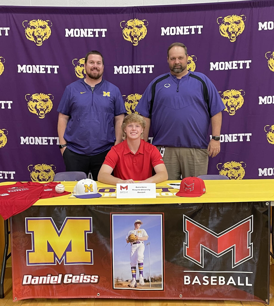 Daniel Geiss signs letter of intent with Maryville University . 